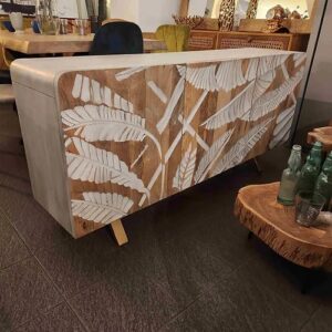 Madia Credenza Jamestown