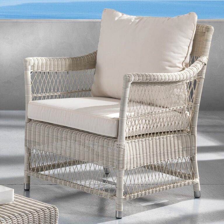 Poltrona Camille Rattan Sintetico
