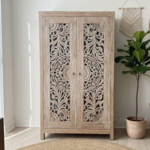 Armadio Intagliato Teak Decapato